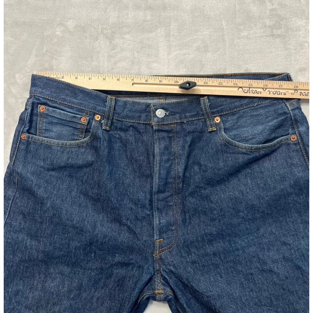 Levis 501 Original Fit Jeans Mens 38x32 Dark Blue Denim Button Fly Straight Leg